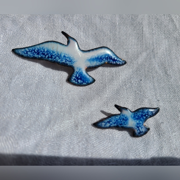 Artist Couture Jewelry - Enamel seagull pins brooches